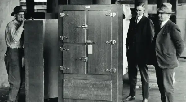 Lodówka kiedy wynaleziono? Zaskakująca historia i rozwój technologii